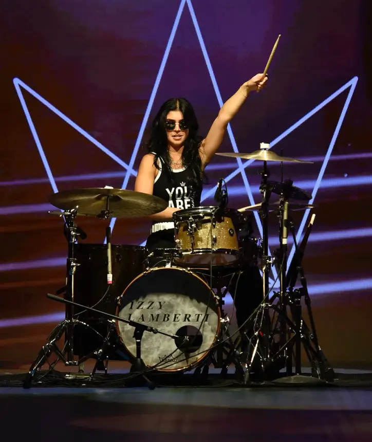 Izzy Lamberti